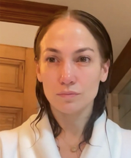 Jennifer Lopez, 52, Is *Almost* Unrecognizable In A New, No-Makeup Beauty Tutorial Video On Instagram