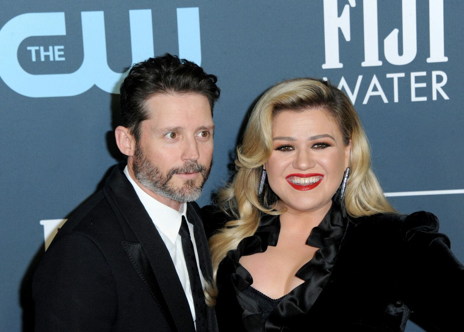 Kelly Clarkson admits that divorce from Brandon Blackstock ‘ripped her apart’