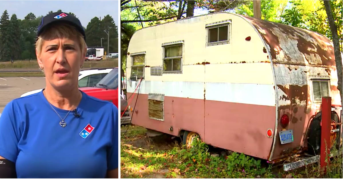 Woman delivers pizza to rusty trailer: Opens the door and makes a shocking discovery