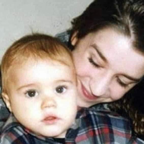 The mother of Justin Bieber tells why she did not have her kid terminated when she was 17 years old