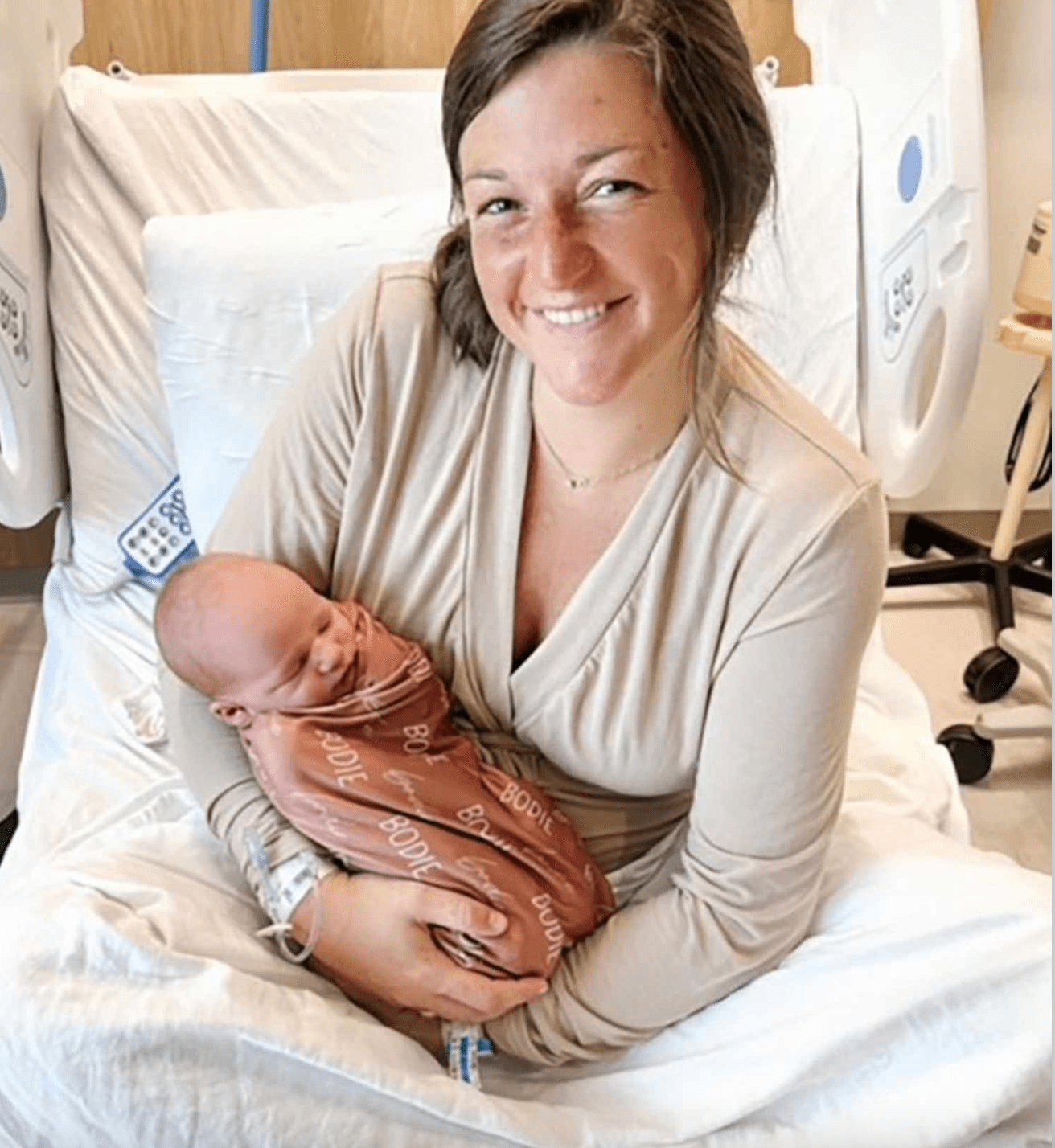 Woman Achieves Doctorate and Becomes a Mother in the Span of 24 Hours: ‘I Felt Like a Superhero’