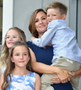 Jennifer Garner Reportedly Kept 3 Kids Away from Boyfriend’s Two for Years until One Weekend Changed That