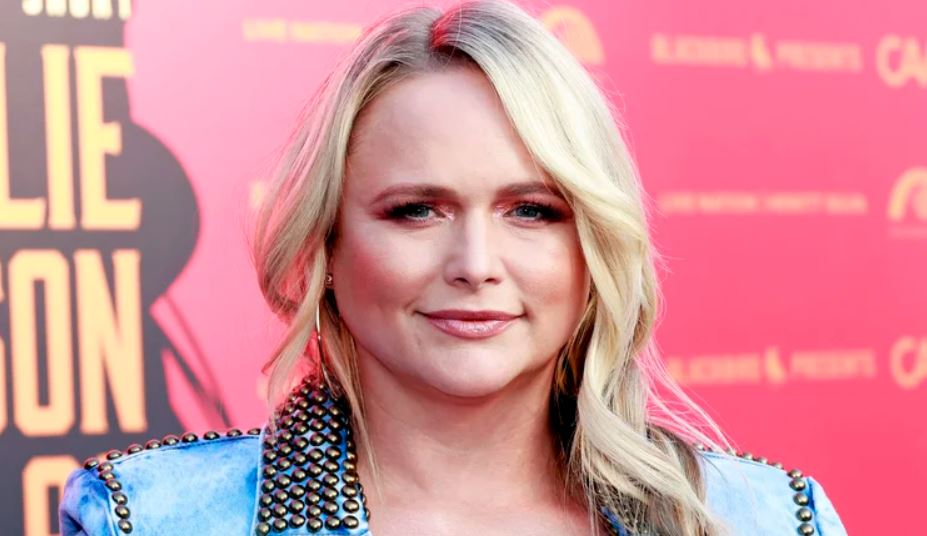 Miranda Lambert’s Frustration at Concert Ignites Debate Among Fans