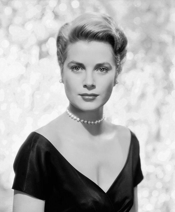 The Enduring Legacy of Grace Kelly: A Family of Timeless Beauty