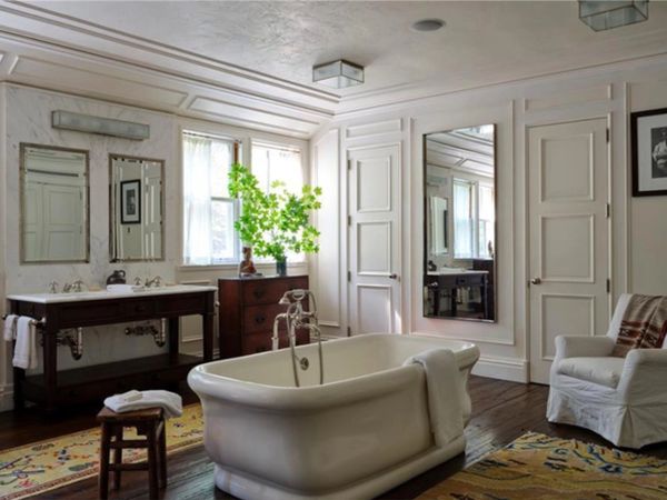 Richard Gere house bathroom