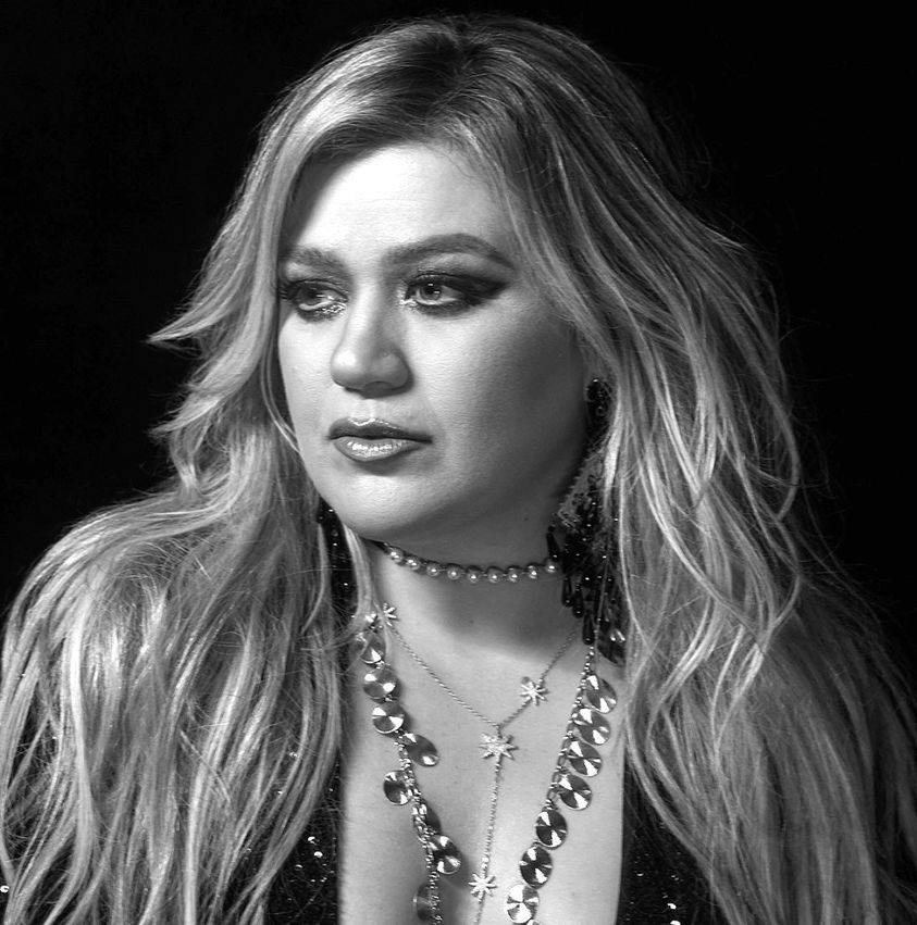 Kelly Clarkson Opens Up About Her Emotional Journey and the Power of Seeking Help