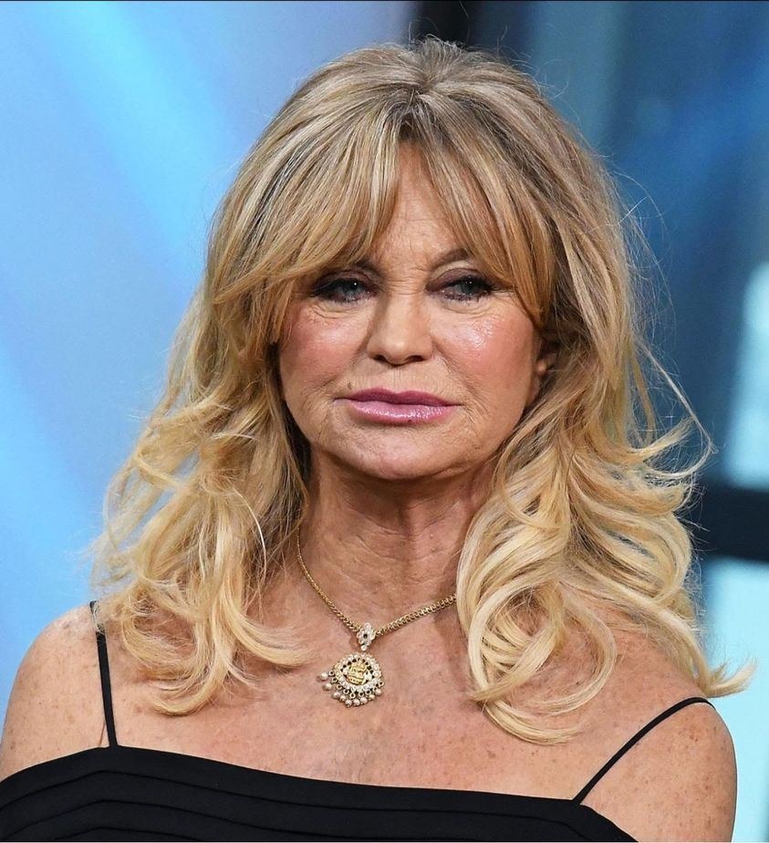 The Timeless Charm of Goldie Hawn: A Hollywood Icon