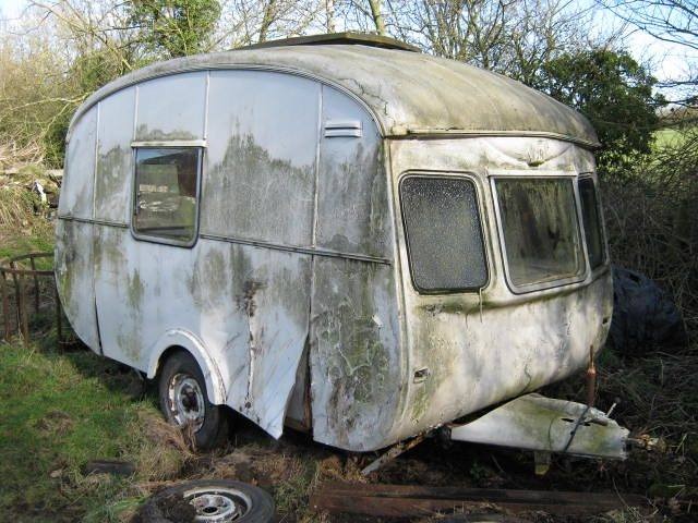 The Astonishing Discovery of a Vintage Caravan