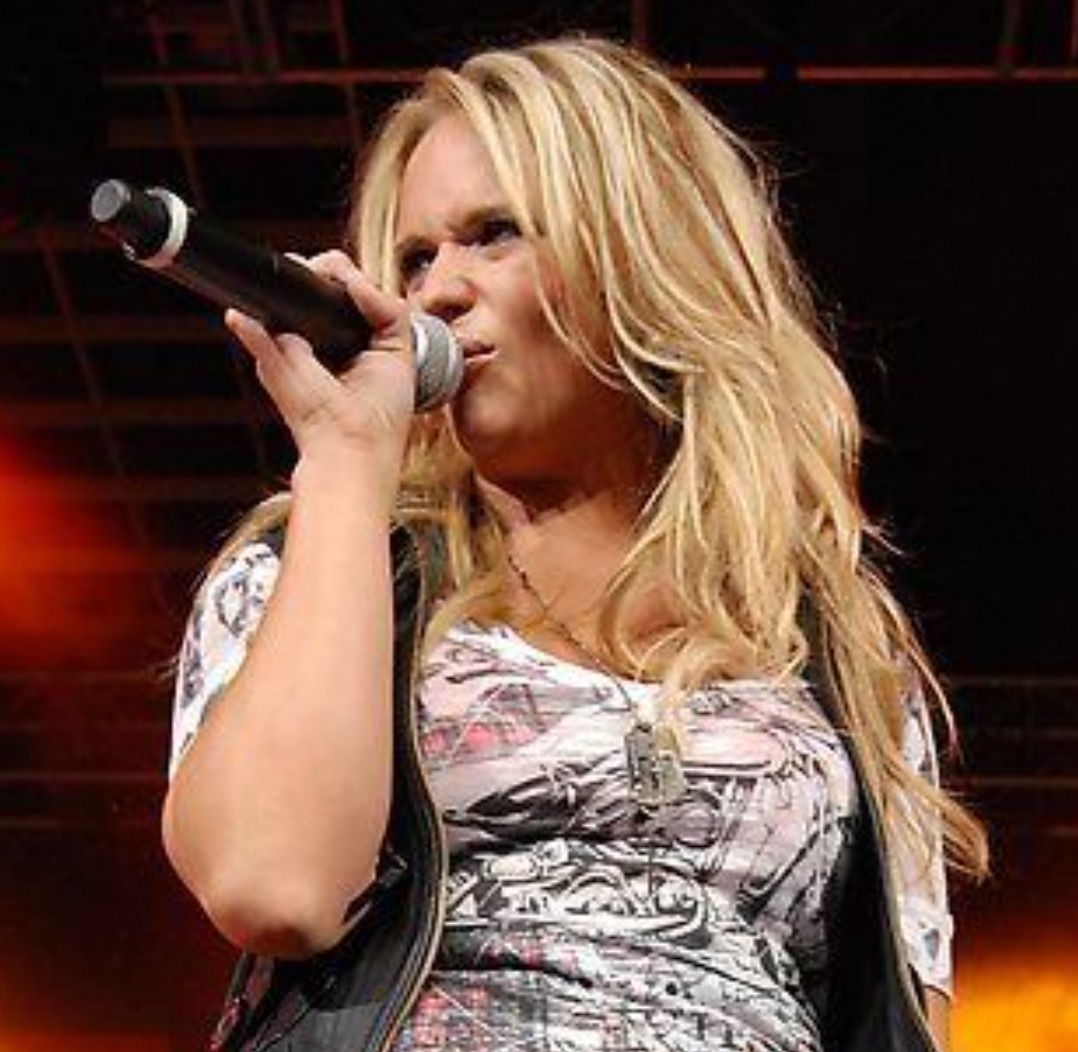 Miranda Lambert: A Country Music Icon