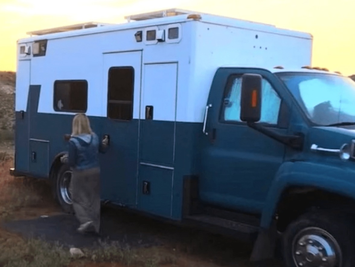 A Journey of Transformation: Rachel’s Dream Home on Wheels