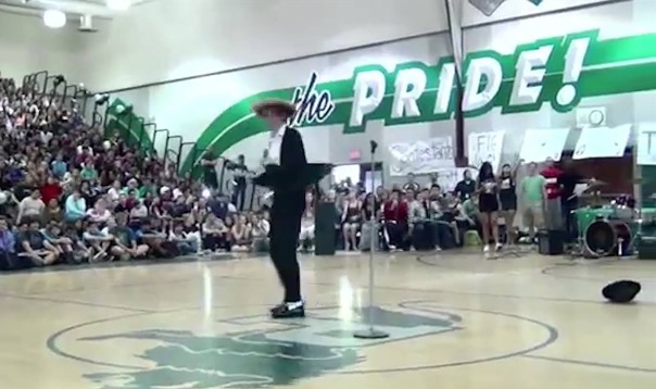 “Quiet kid” mesmerizes school with flawless ‘Billie Jean’ dance routine