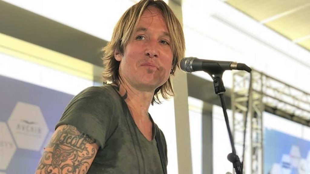 Keith Urban Supports Prostate Cancer Awareness