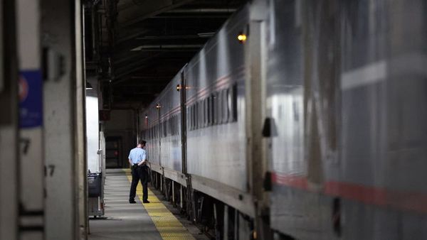 Why doesn’t the US have more passenger trains?