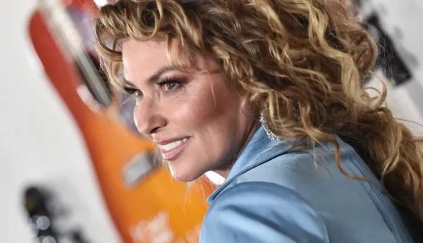 Shania Twain: Overcoming Life’s Challenges to Shine on Stage