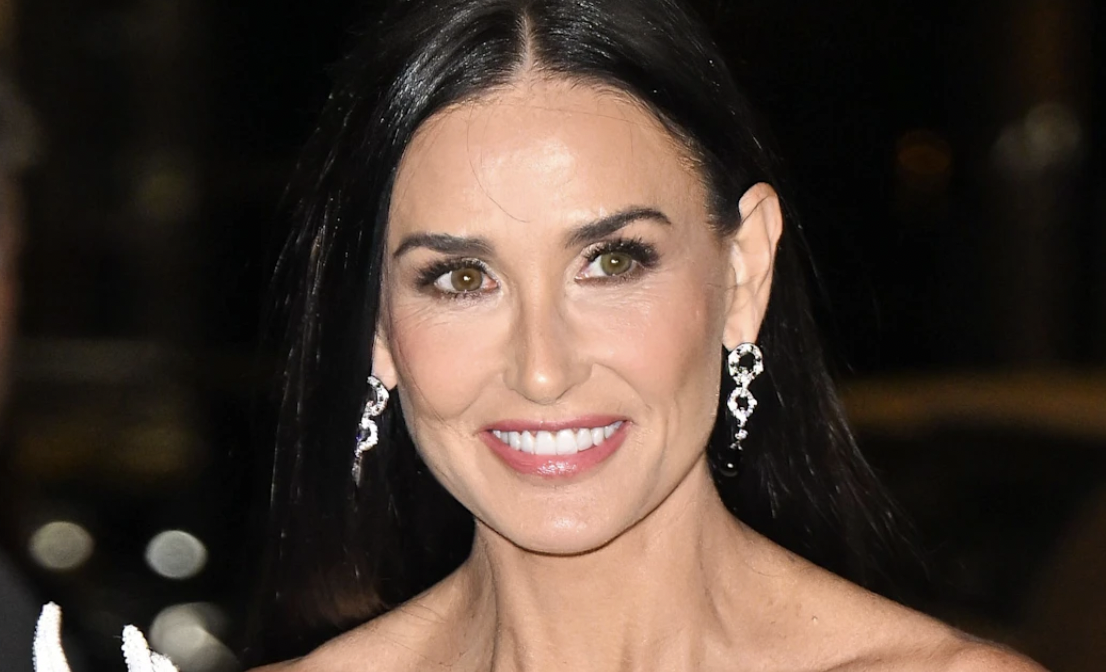 Demi Moore Looks Ageless in Stylish Outfits